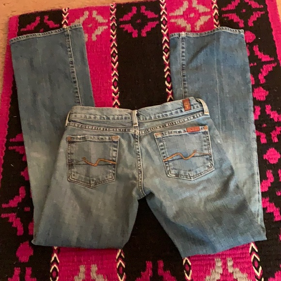 7 Brand Jeans Size 25 , 31” in length, good shape - Picture 1 of 5